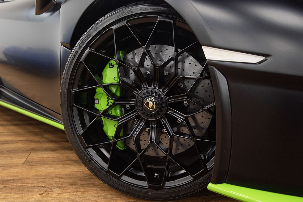 Car Image 8